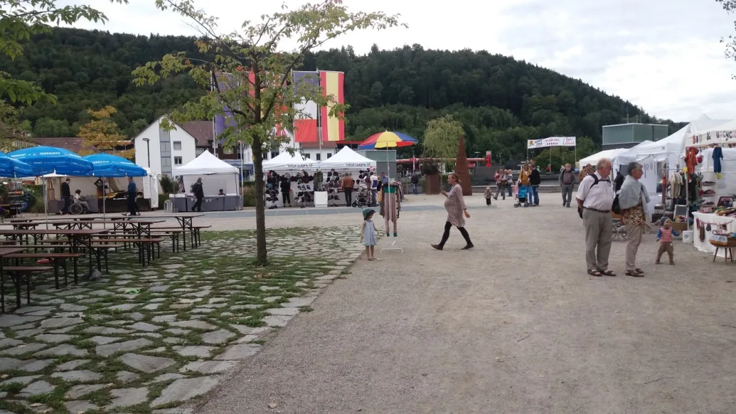 Tanja Wahl auf einem Handwerkermarkt